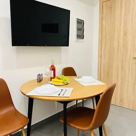 Likourgou Dialog Number 1 Vipgreece Apartment *